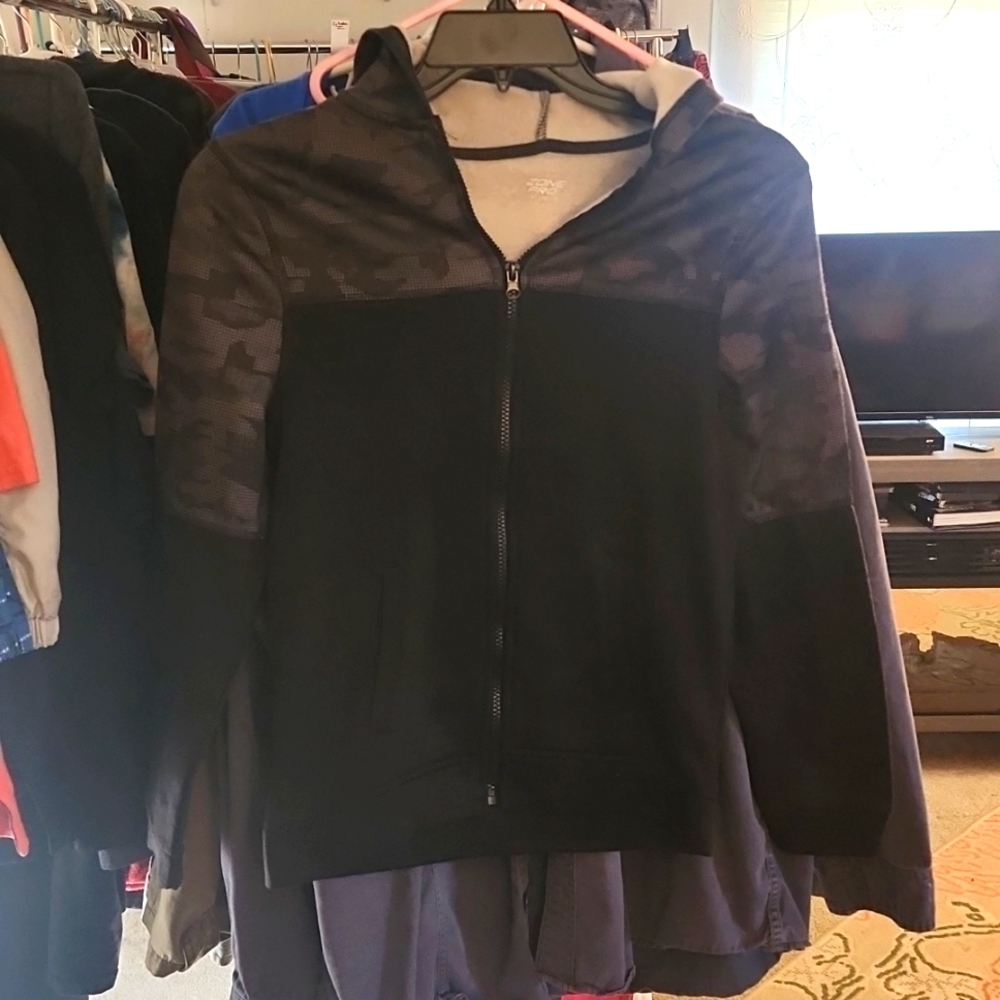 ZONE PRO X-LARGE KIDS BLAC/CAMOUFLAGE JACKET